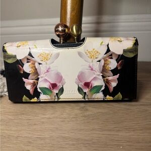 Ted Baker London Floral Wallet - Black and Cream